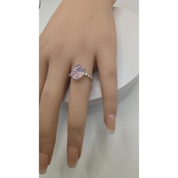Silver Ring with Hexagonal Pink Gemstone and Decorative Side Stones Size 7 - Picture 3 of 8